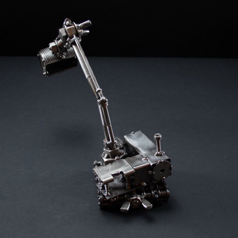 Metal Art Excavator Figurine, Steel Excavator, Nuts and Bolts Excavato ...